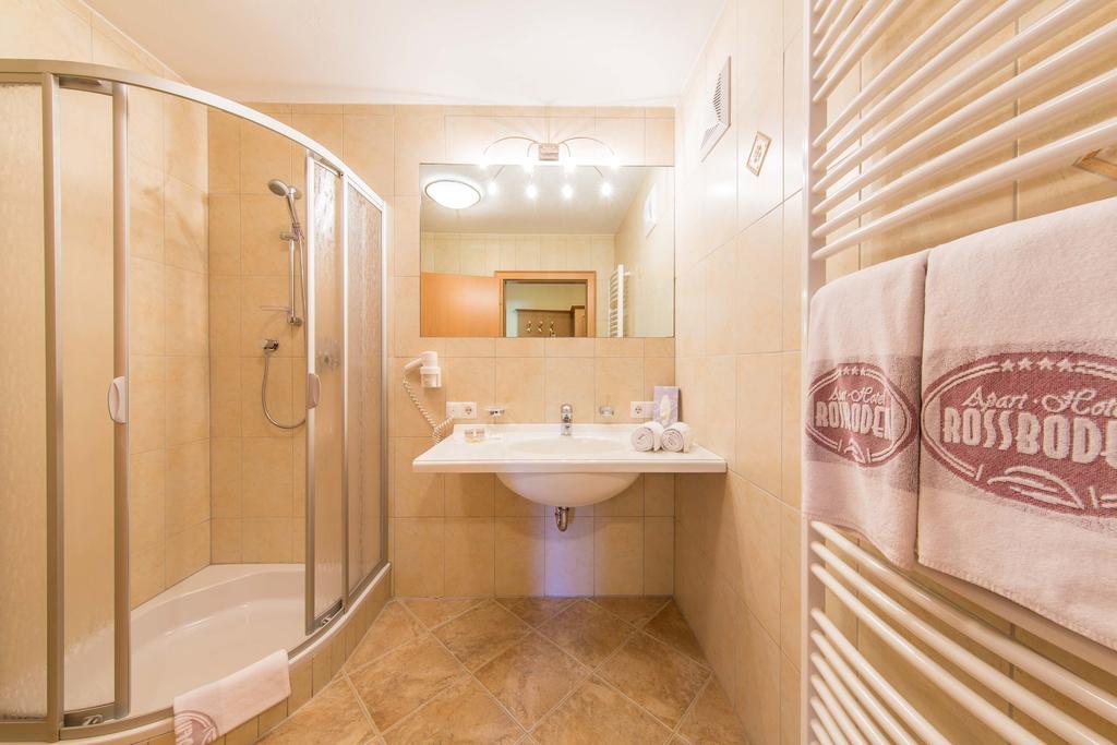 Residence Rossboden Mit Hallenbad Verano Bagian luar foto